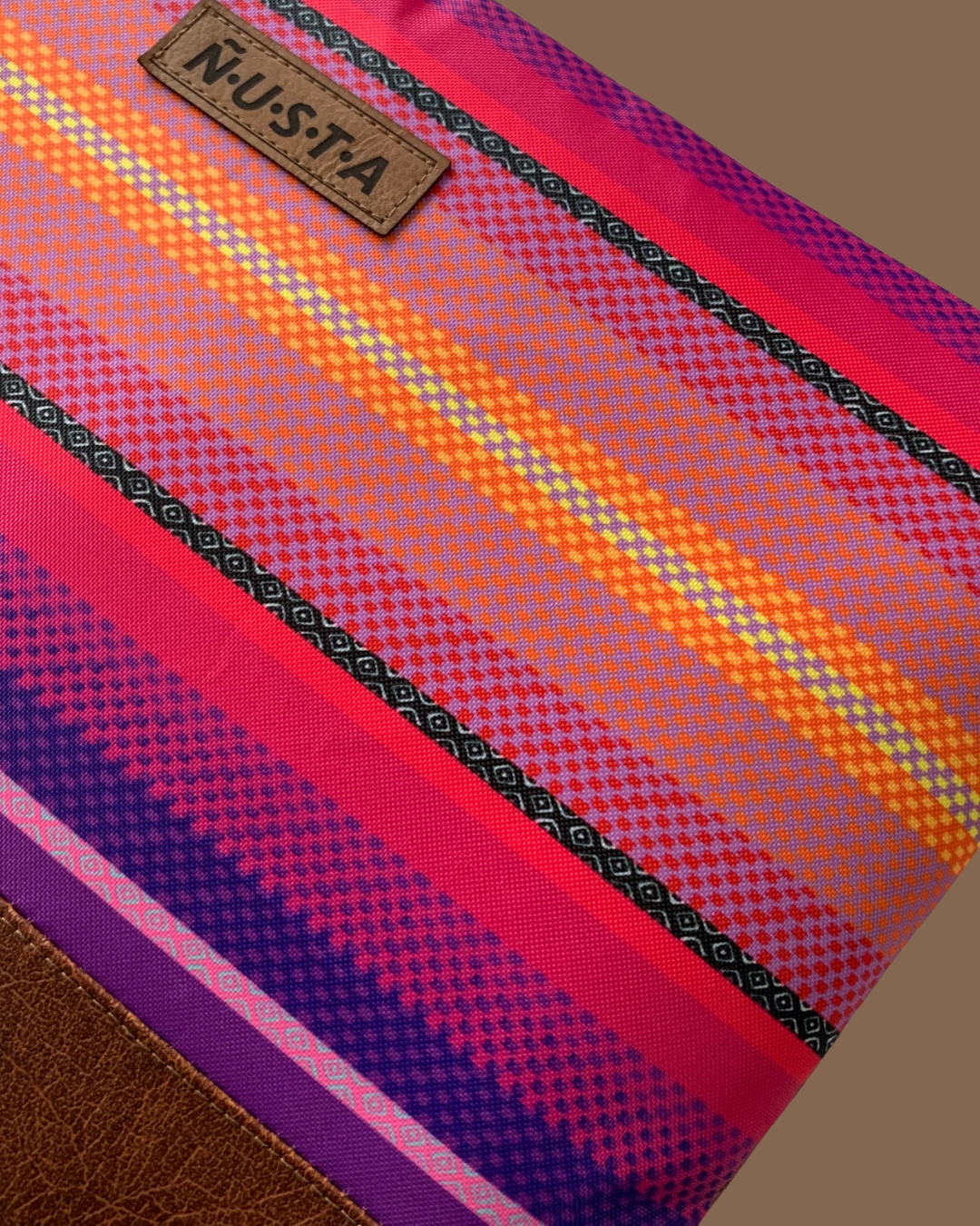 Funda notebook 14” Qhantati última en stock