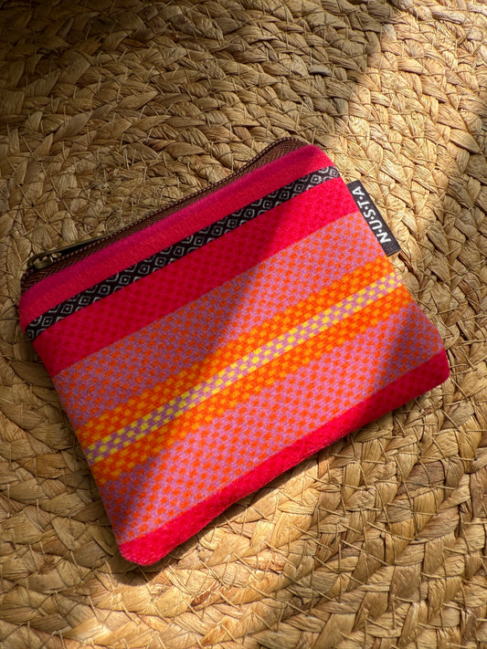 Monedero de Felpa "Diseño de Autor" - Edición Limitada