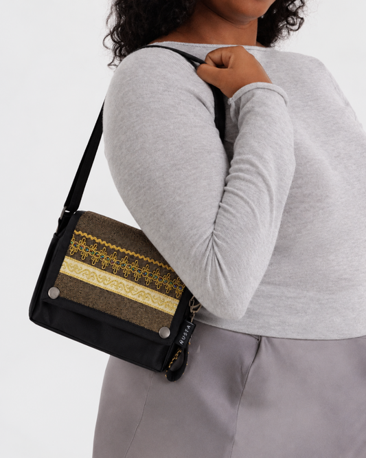 CARTERA BANDOLERA BIOCUERO | PHAXSI DORADO