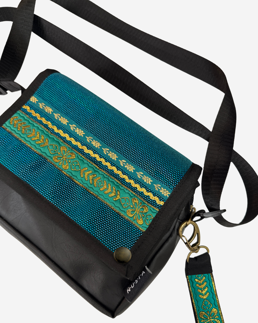CARTERA BANDOLERA BIOCUERO | PHAXSI ESMERALDA